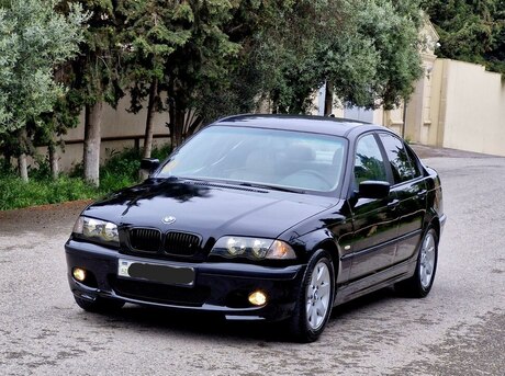 BMW 325 2000