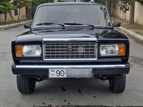 LADA (VAZ) 2107 2010