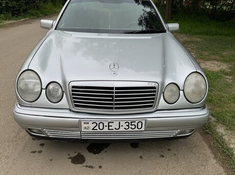 Mercedes E 230 1996