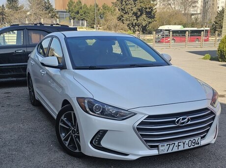 Hyundai Elantra 2016