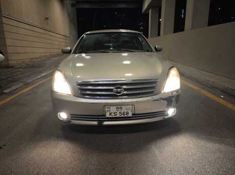 Nissan Teana 2004
