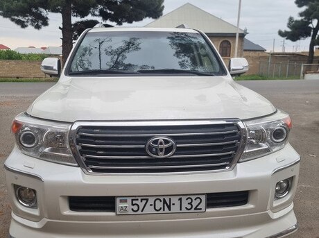 Toyota Land Cruiser 2013