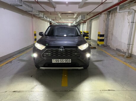 Toyota RAV4 2019