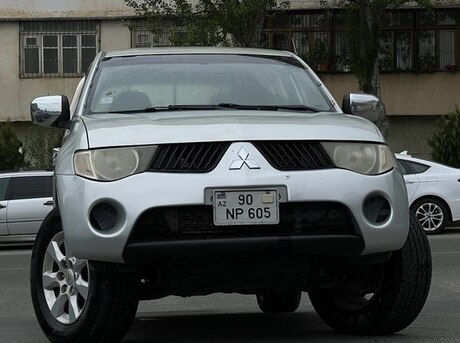 Mitsubishi L200 2009