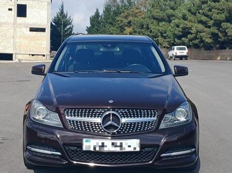 Mercedes C 250 2011