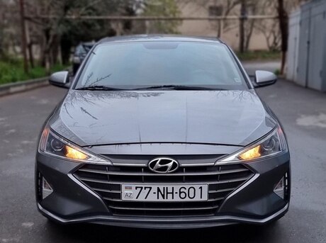 Hyundai Elantra 2018