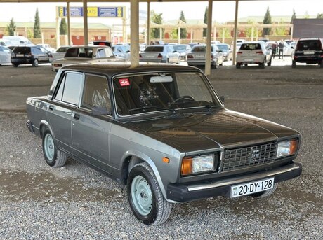 LADA (VAZ) 2107 2011