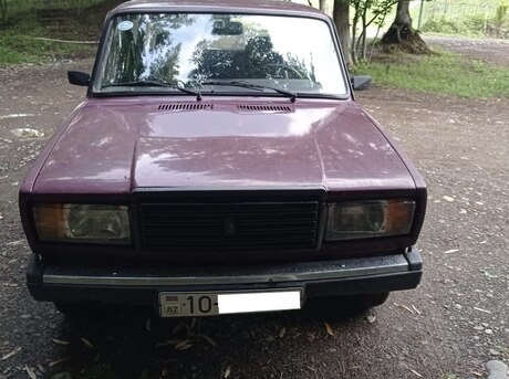 LADA (VAZ) 2107 2001