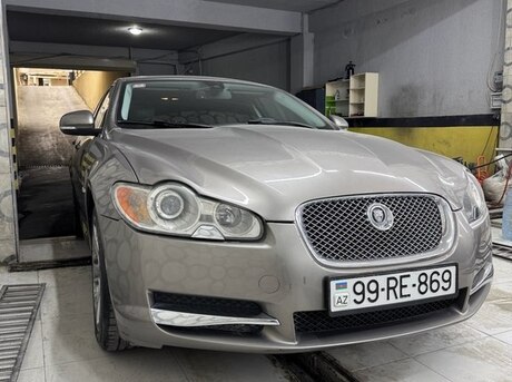 Jaguar XF 2009