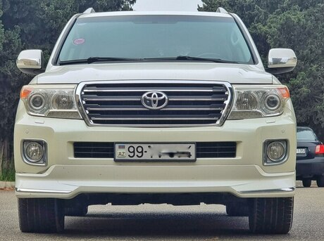 Toyota Land Cruiser 2013