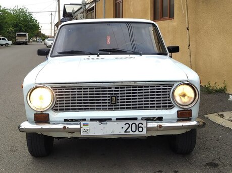 LADA (VAZ) 21011 1981