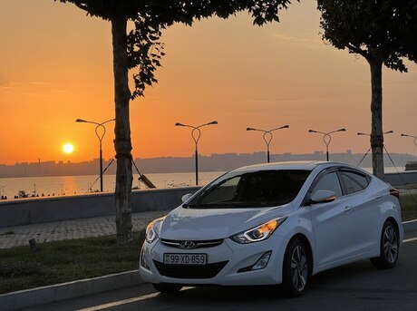 Hyundai Elantra 2014
