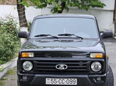 LADA (VAZ) Niva 2017