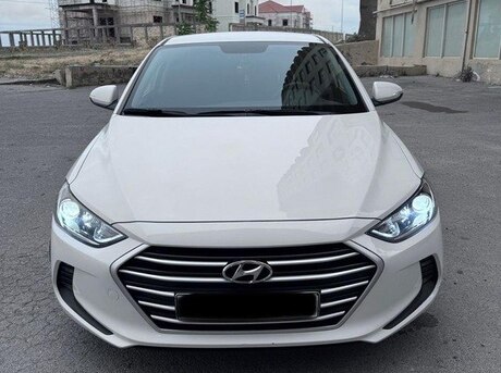 Hyundai Avante 2016