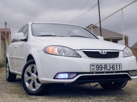 Daewoo Gentra 2014