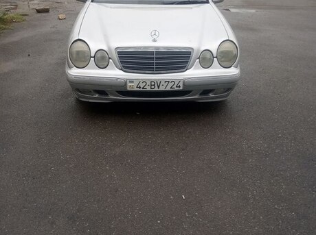 Mercedes E 240 2001