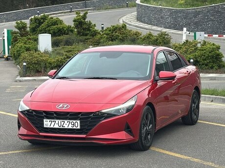 Hyundai Elantra 2021
