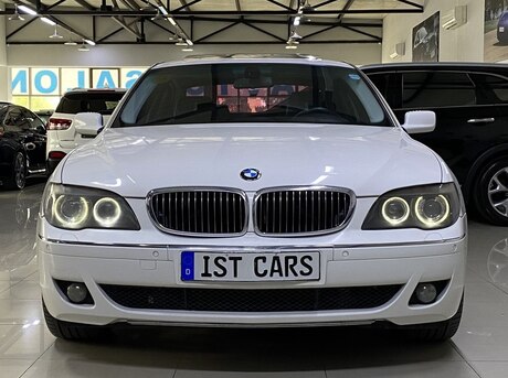 BMW 750 2006