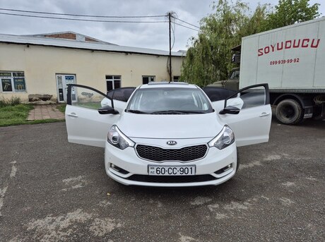 Kia K3 2015