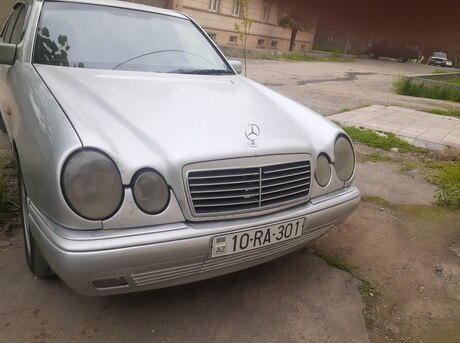 Mercedes E 300 d 1996
