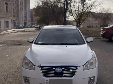 FAW Besturn B50 2013