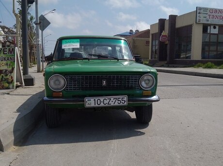 LADA (VAZ) 21013 1983