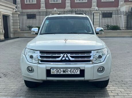 Mitsubishi Pajero 2011