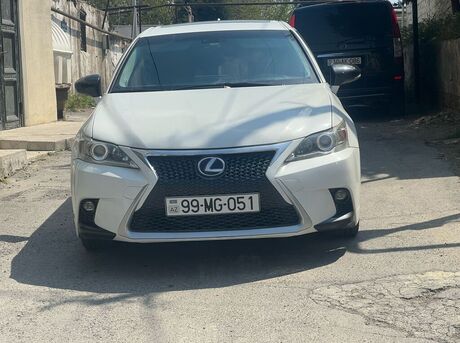 Lexus CT 200h 2012