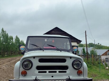 UAZ 469