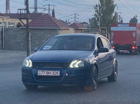 Opel Astra 2005