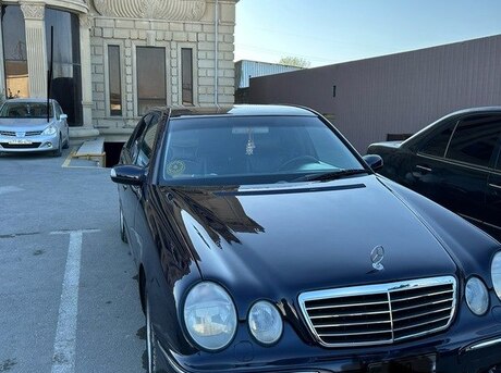 Mercedes E 270 2001