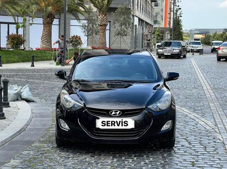 Hyundai Elantra 2012