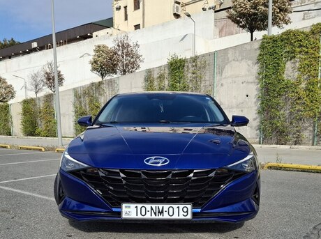 Hyundai Elantra 2021