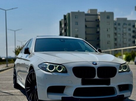 BMW 520 2015