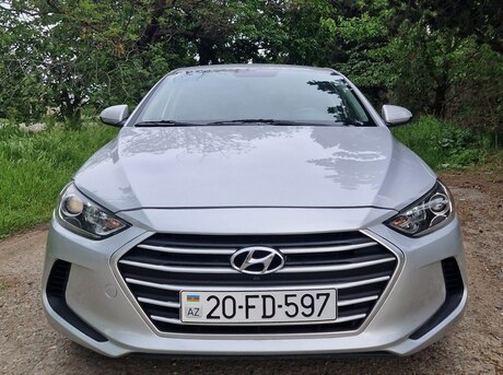 Hyundai Elantra 2017