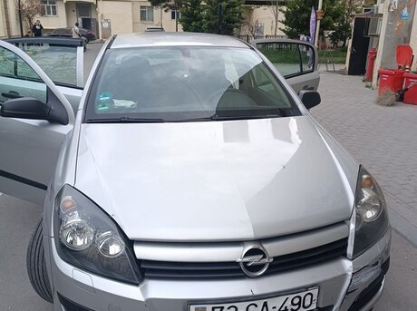 Opel Astra 2004