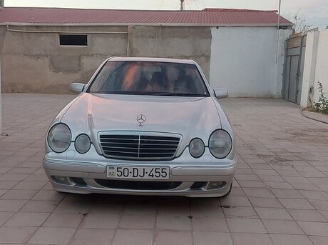 Mercedes E 240 2000