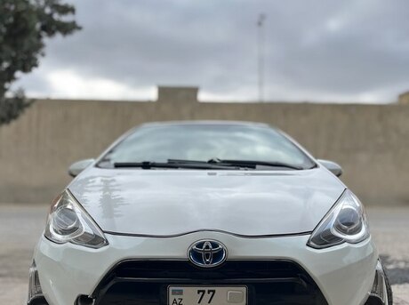 Toyota Prius C 2015