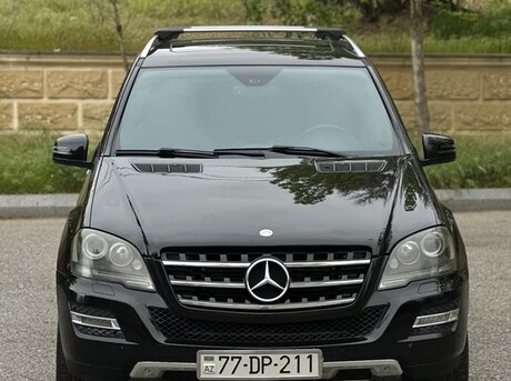 Mercedes ML 350 4MATIC 2011