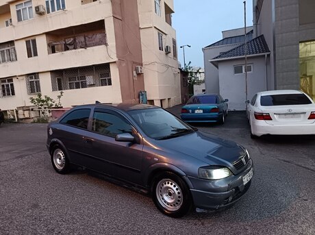 Opel Astra 1998