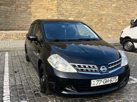 Nissan Tiida 2010