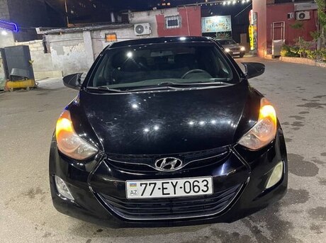 Hyundai Elantra 2013