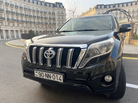 Toyota Land Cruiser Prado 2011