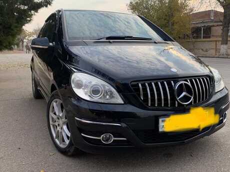 Mercedes B 180 2009