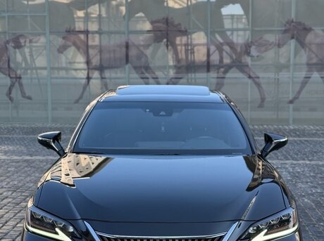 Lexus ES 300h 2020
