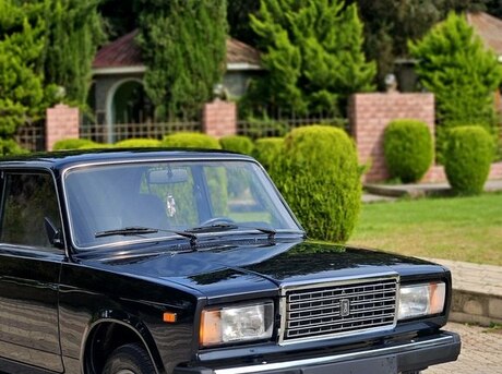 LADA (VAZ) 2107 2011
