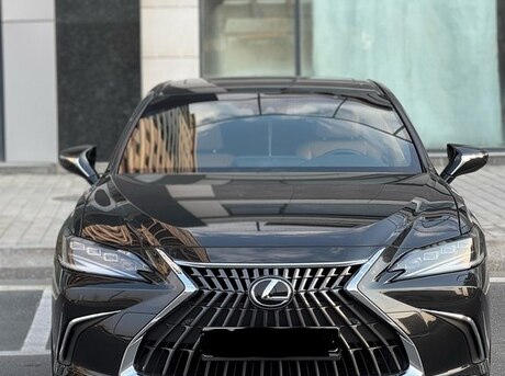 Lexus ES 300h 2023
