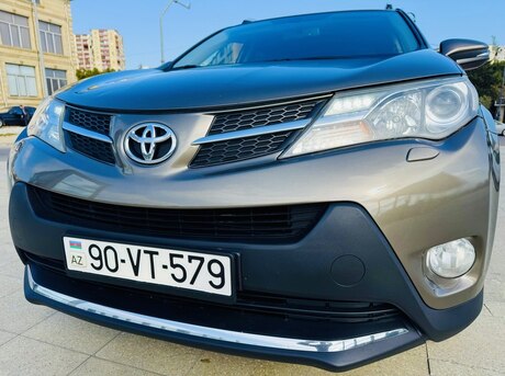 Toyota RAV4 2014
