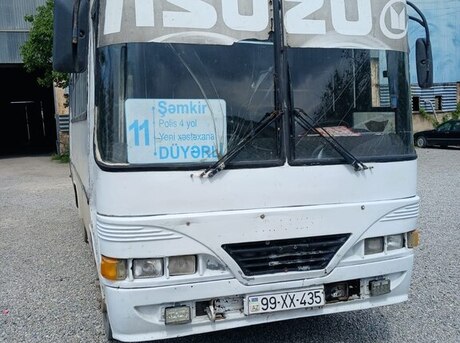 Isuzu MD 22 B 1997