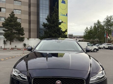 Jaguar XF 2016